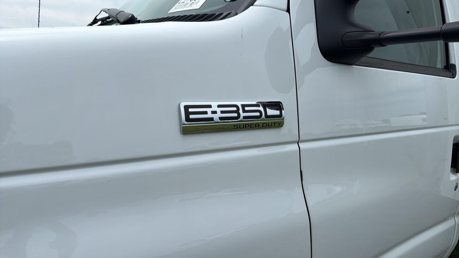 2027 Ford E-Series Cutaway 14' DURACUBE ALUMINUM BODY, ROLL UP DOOR