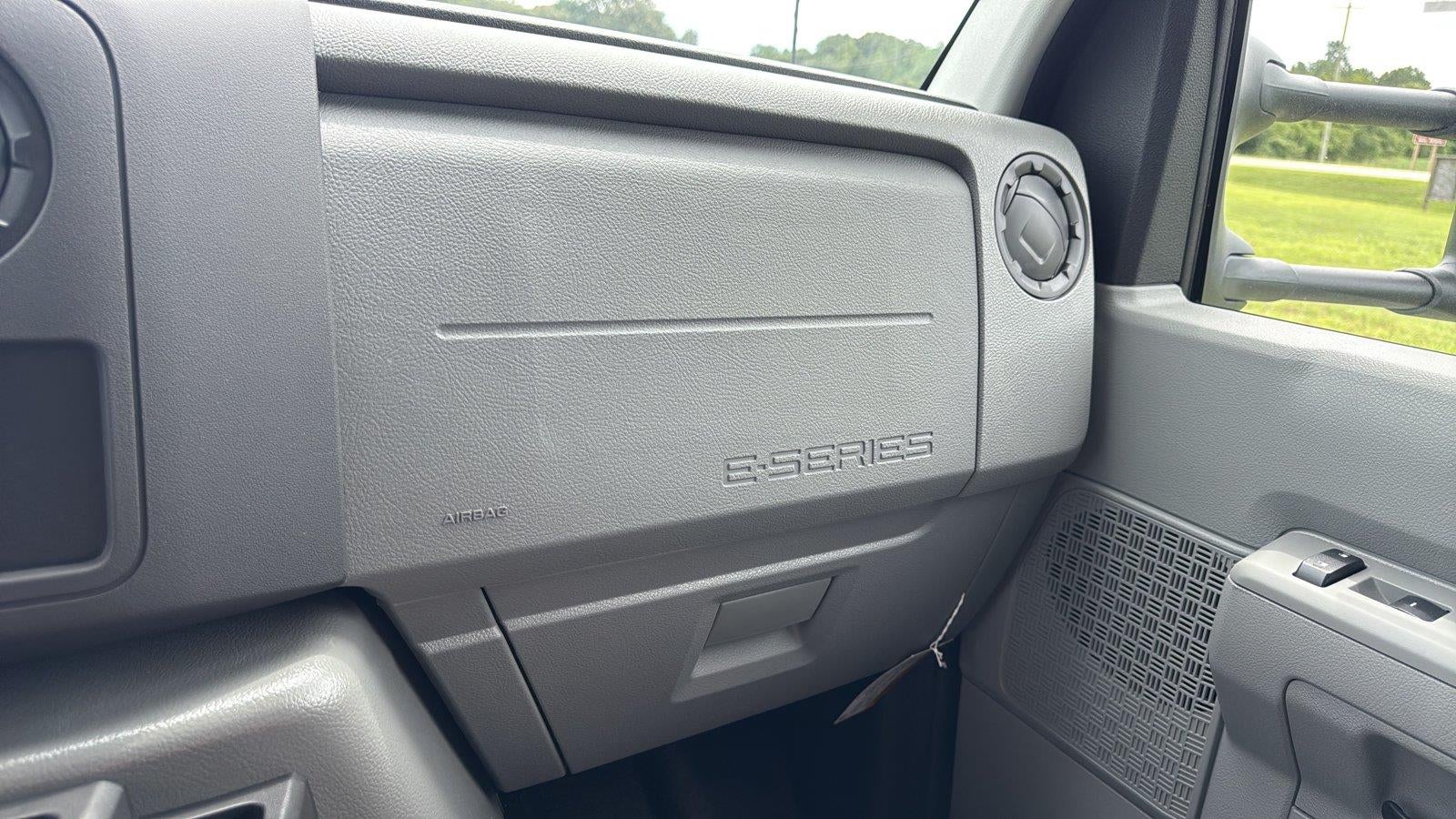 2027 Ford E-Series Cutaway 14' DURACUBE ALUMINUM BODY, ROLL UP DOOR