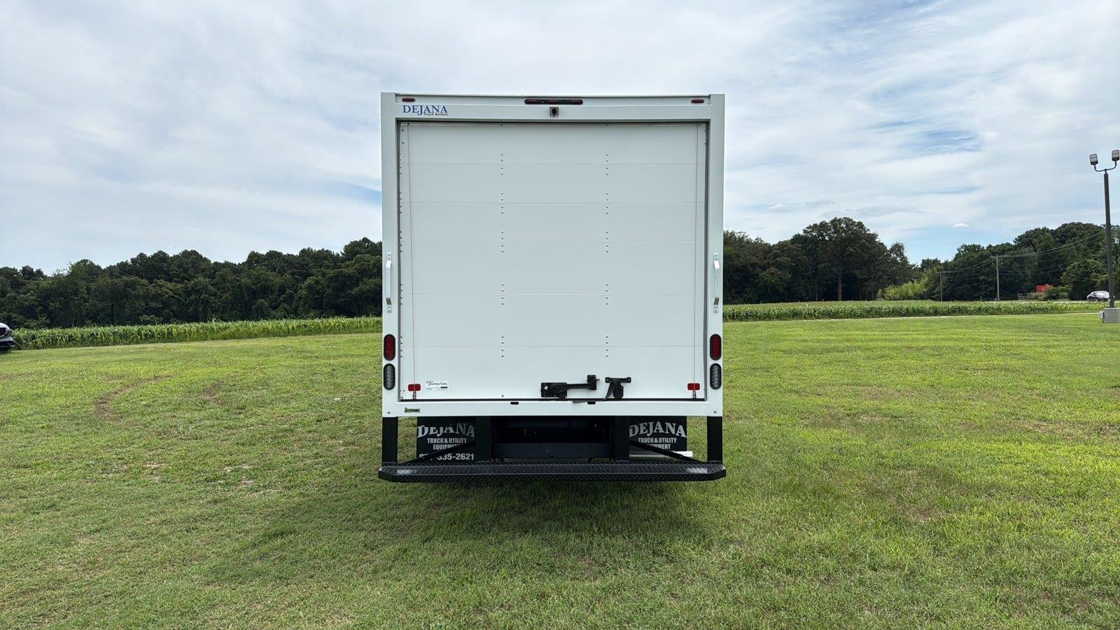 2027 Ford E-Series Cutaway 14' DURACUBE ALUMINUM BODY, ROLL UP DOOR