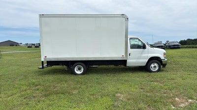2027 Ford E-Series Cutaway 14' DURACUBE ALUMINUM BODY, ROLL UP DOOR