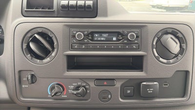 2027 Ford E-Series Cutaway Base
