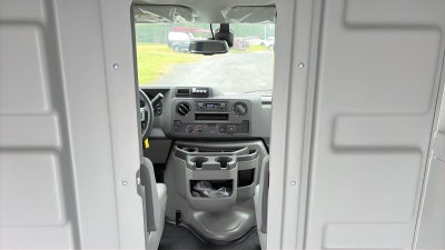 2027 Ford E-Series Cutaway Base