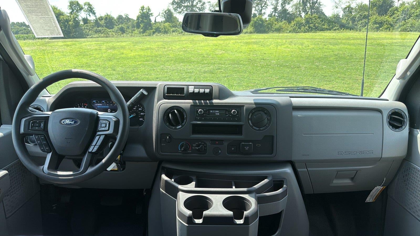 2027 Ford E-Series Cutaway Base