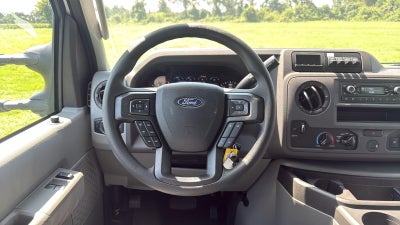 2027 Ford E-Series Cutaway Base