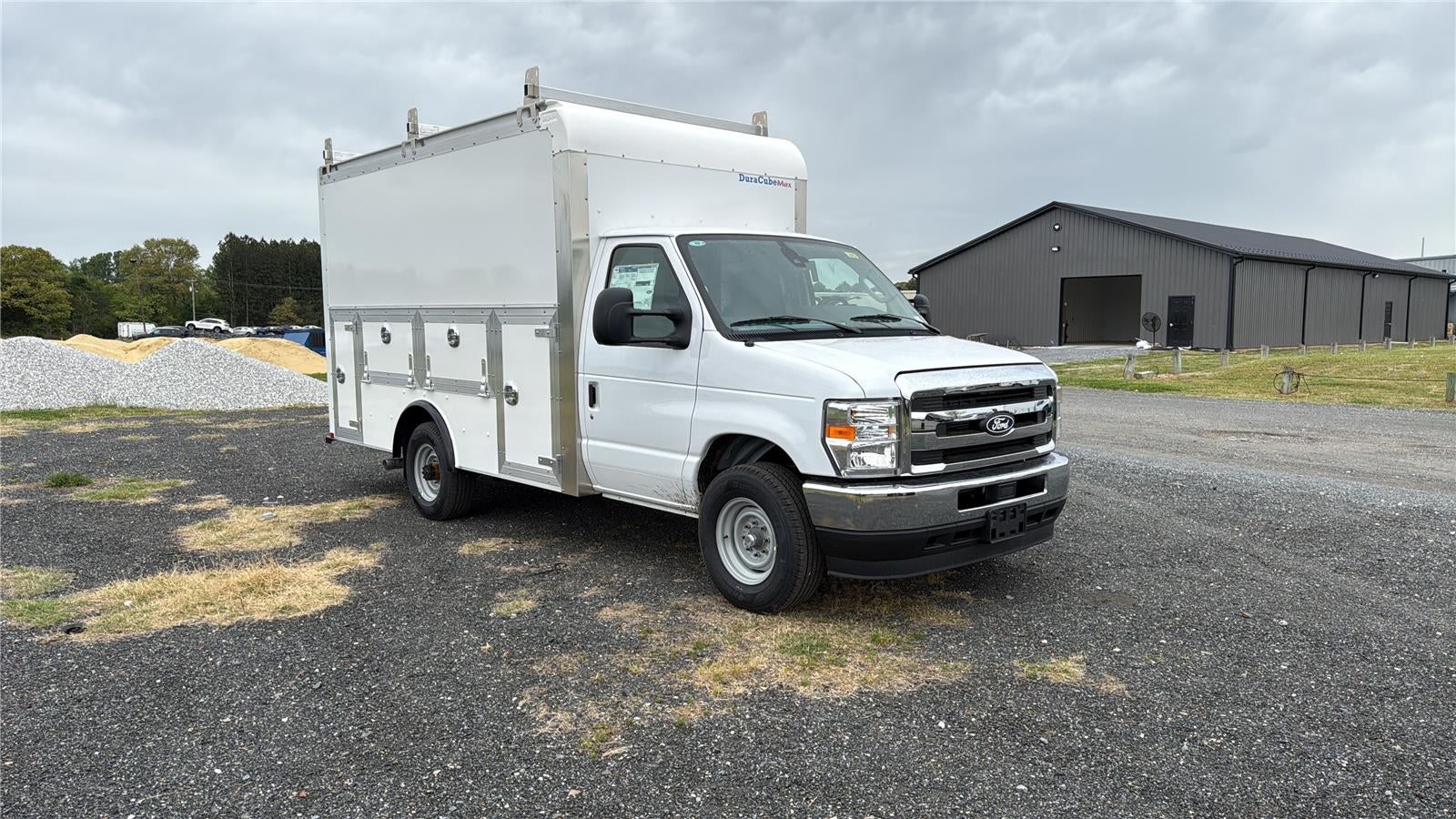 2027 Ford E-Series Cutaway E-350 SRW