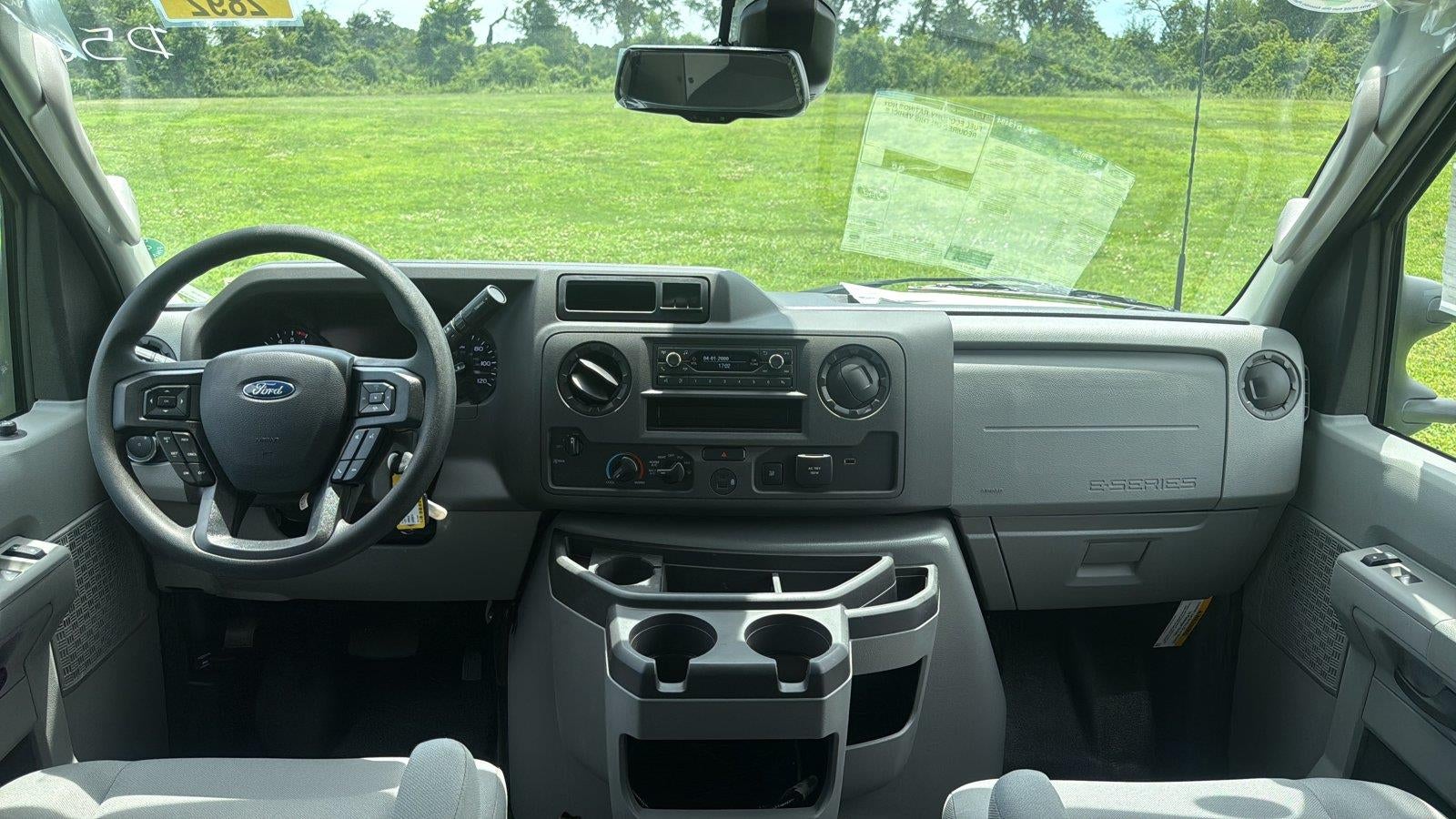 2027 Ford E-Series Cutaway 14' DURACUBE ALUMINUM BODY, ROLL UP DOOR