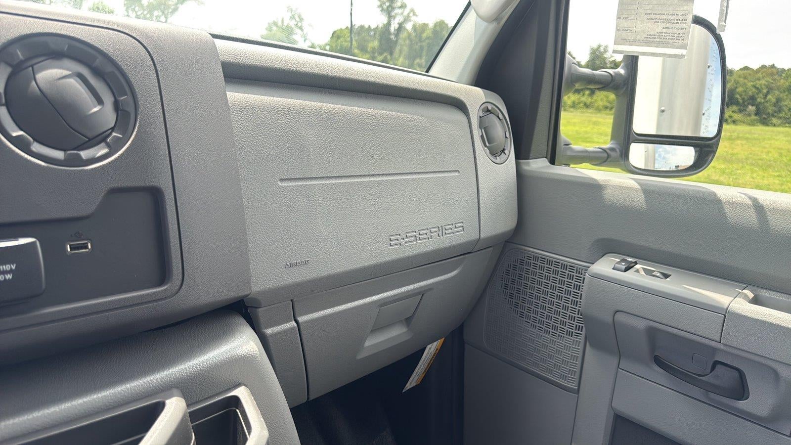 2027 Ford E-Series Cutaway 14' DURACUBE ALUMINUM BODY, ROLL UP DOOR