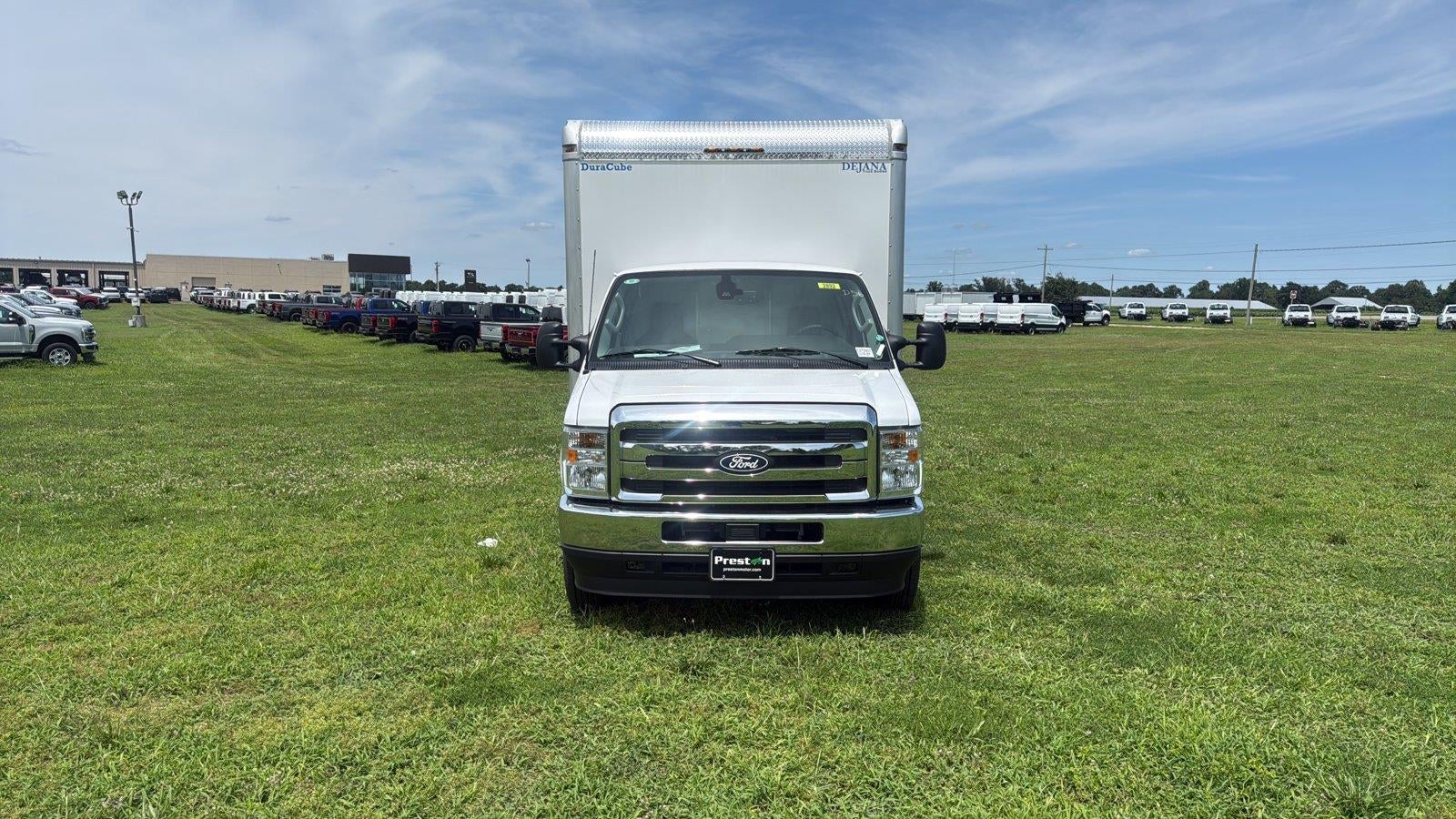 2027 Ford E-Series Cutaway 14' DURACUBE ALUMINUM BODY, ROLL UP DOOR