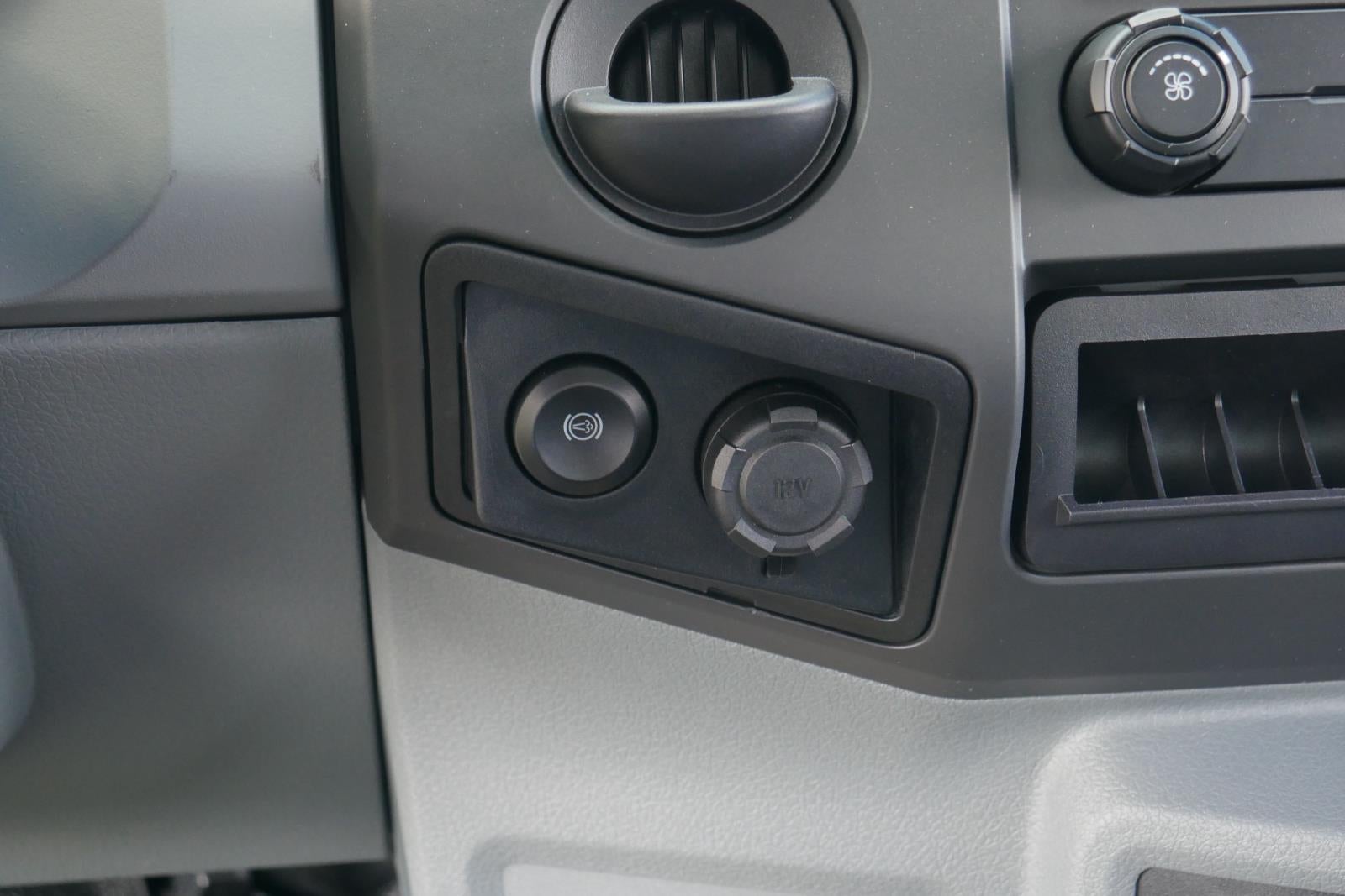 2025 Ford F-750 Straight Frame 24' DEJANA DURABOX PRO ALUMINUM BODY, THIEMAN MEDIUM DUTY RAILGATE , 2,000 LB CAPACITY, E TRACK ON EACH WALL, FORK LIFT PACKAGE