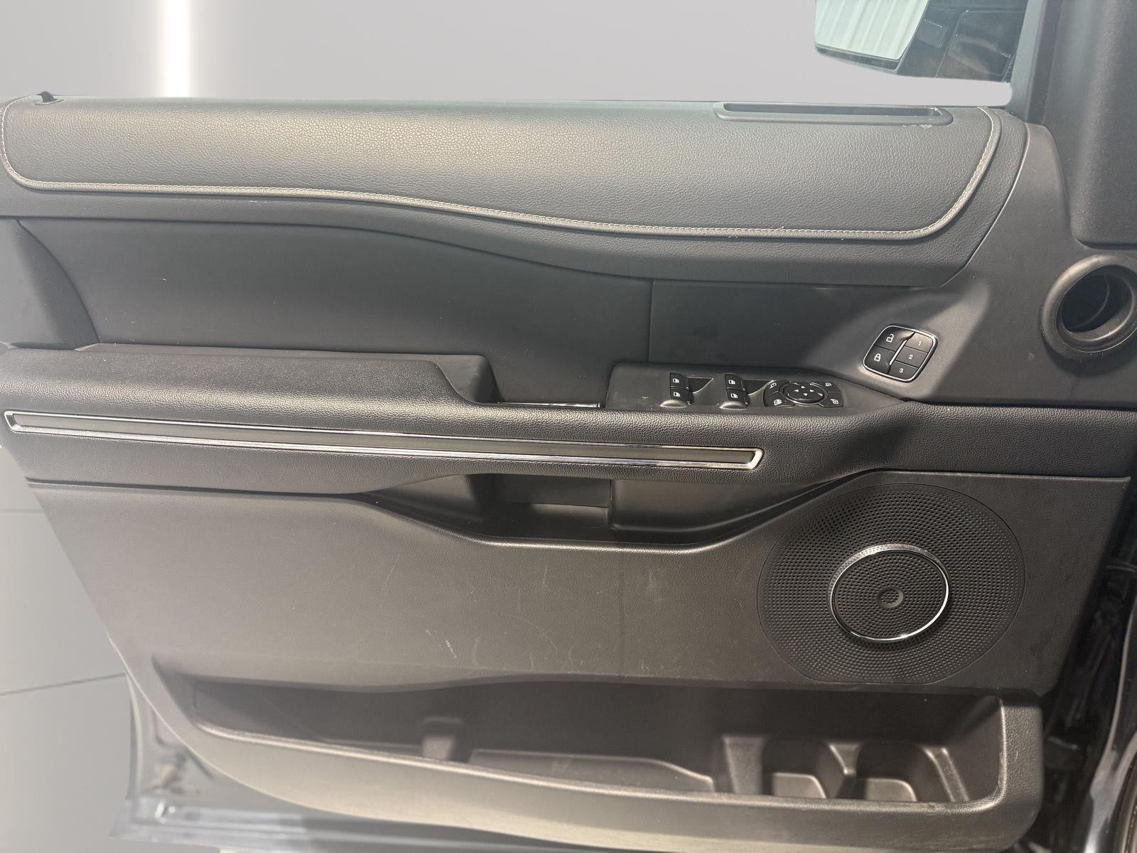 2023 Ford Expedition Max XLT