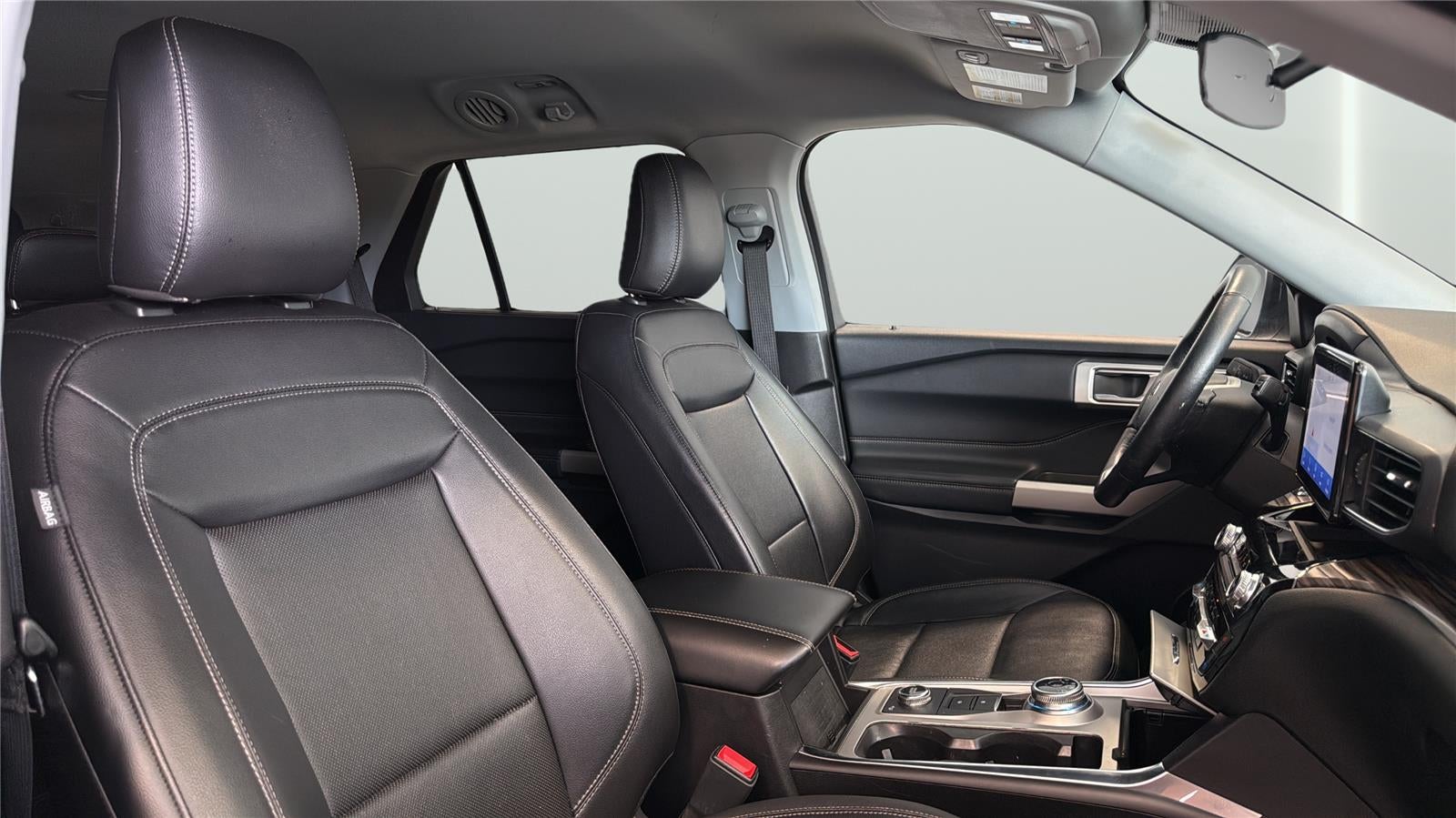 2023 Ford Explorer Limi