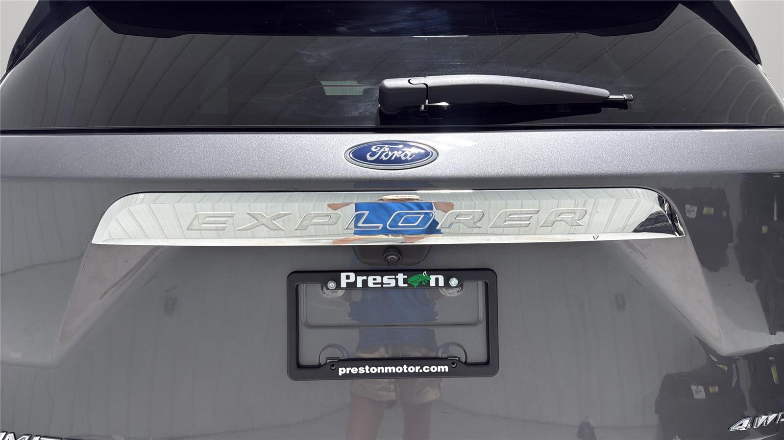 2023 Ford Explorer Limi