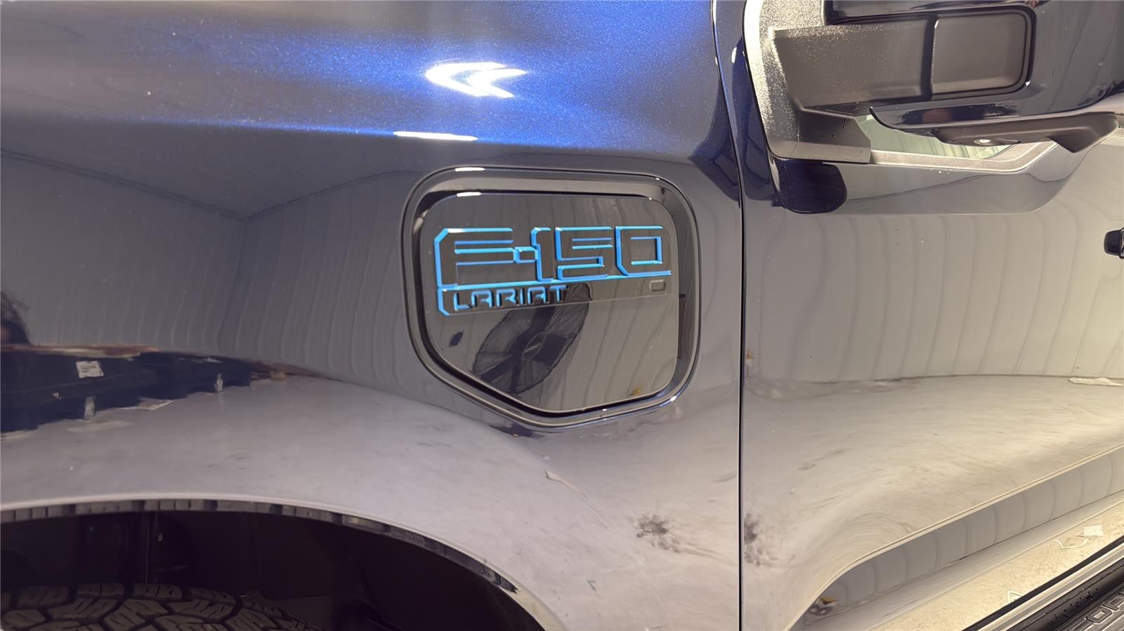 2024 Ford F-150 Lightning LARIAT