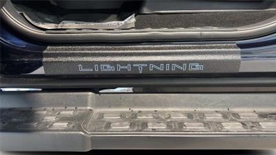 2024 Ford F-150 Lightning LARIAT