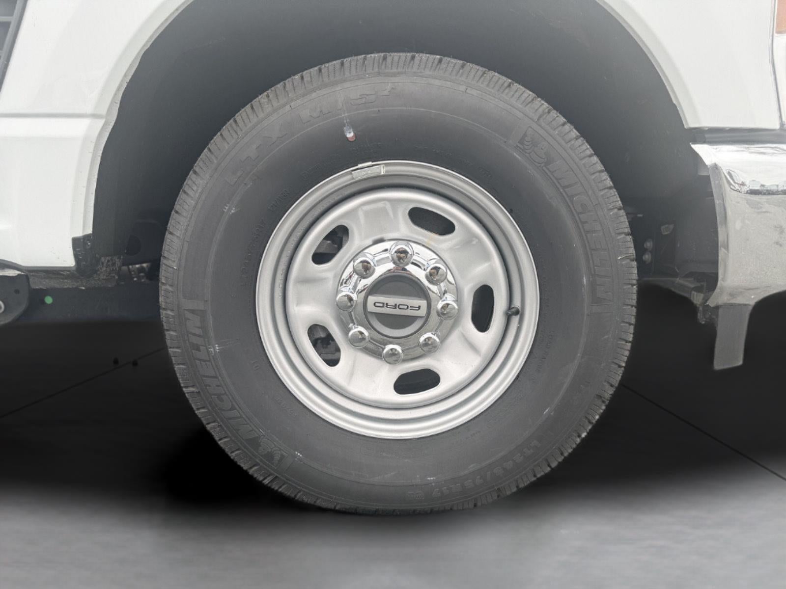 2025 Ford Super Duty F-250 XL