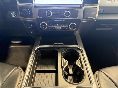 2022 Ford Super Duty F-250 Platinum