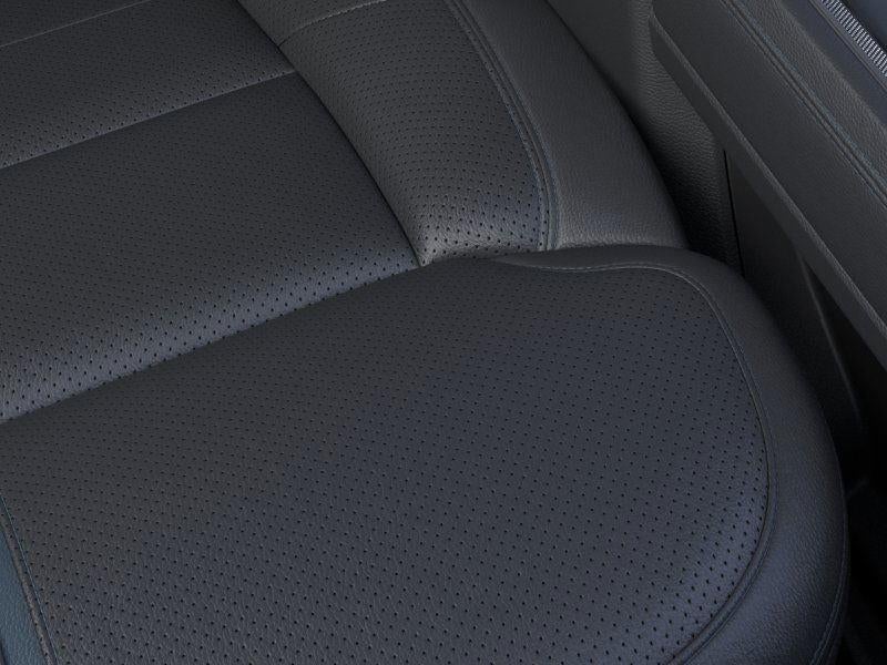 2025 Ford Super Duty F-250 Platinum