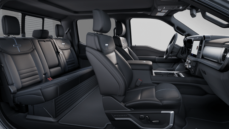 2025 Ford Super Duty F-250 Platinum