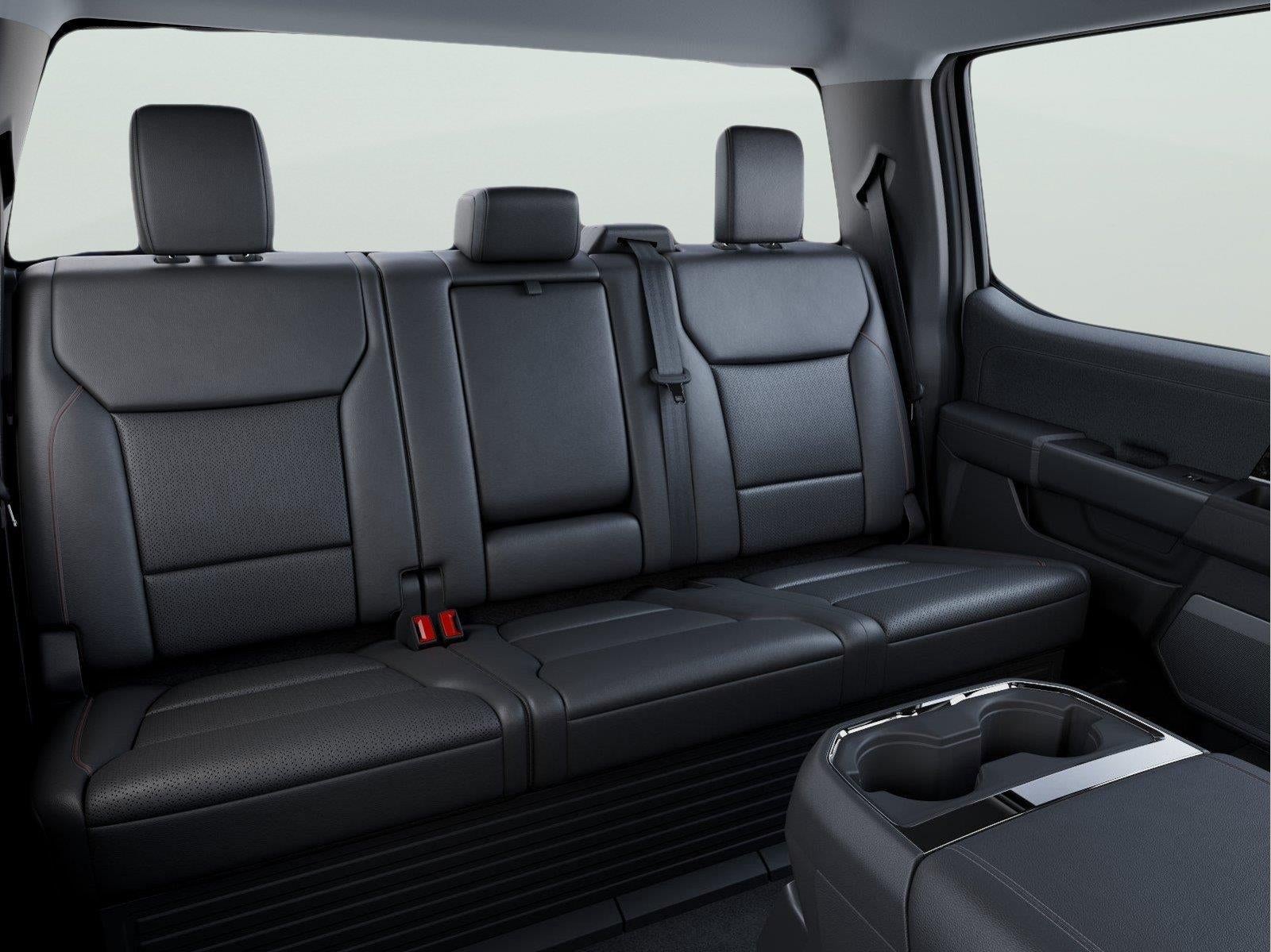 2027 Ford F-250 F-250® Lariat®