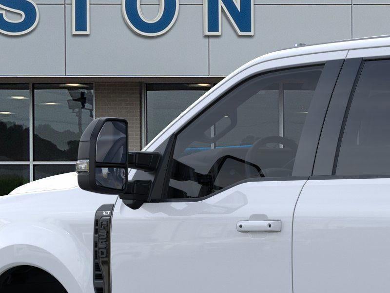 2026 Ford Super Duty F-350 XLT