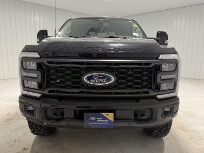 2023 Ford Super Duty F-350 SRW LARIAT
