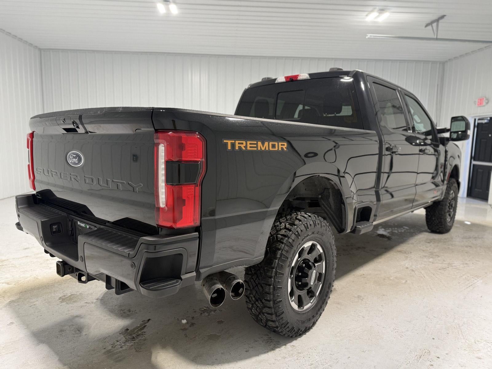 2023 Ford Super Duty F-350 SRW LARIAT