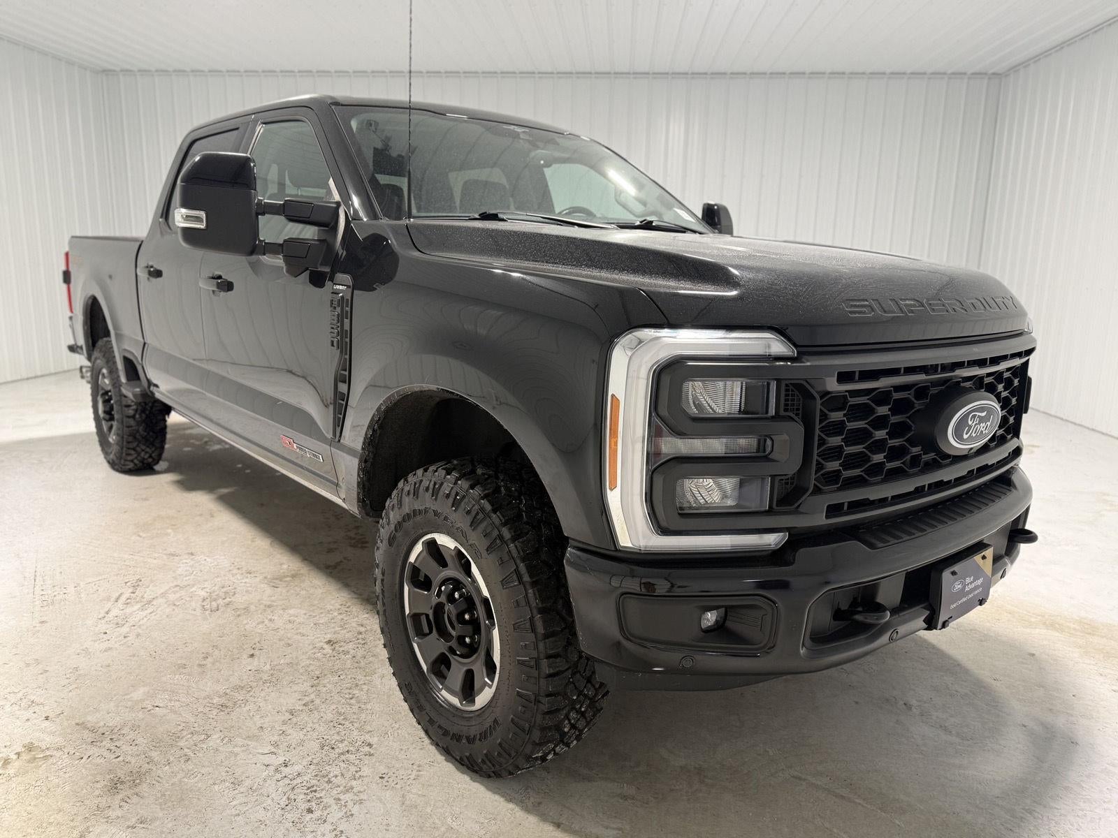2023 Ford Super Duty F-350 SRW LARIAT