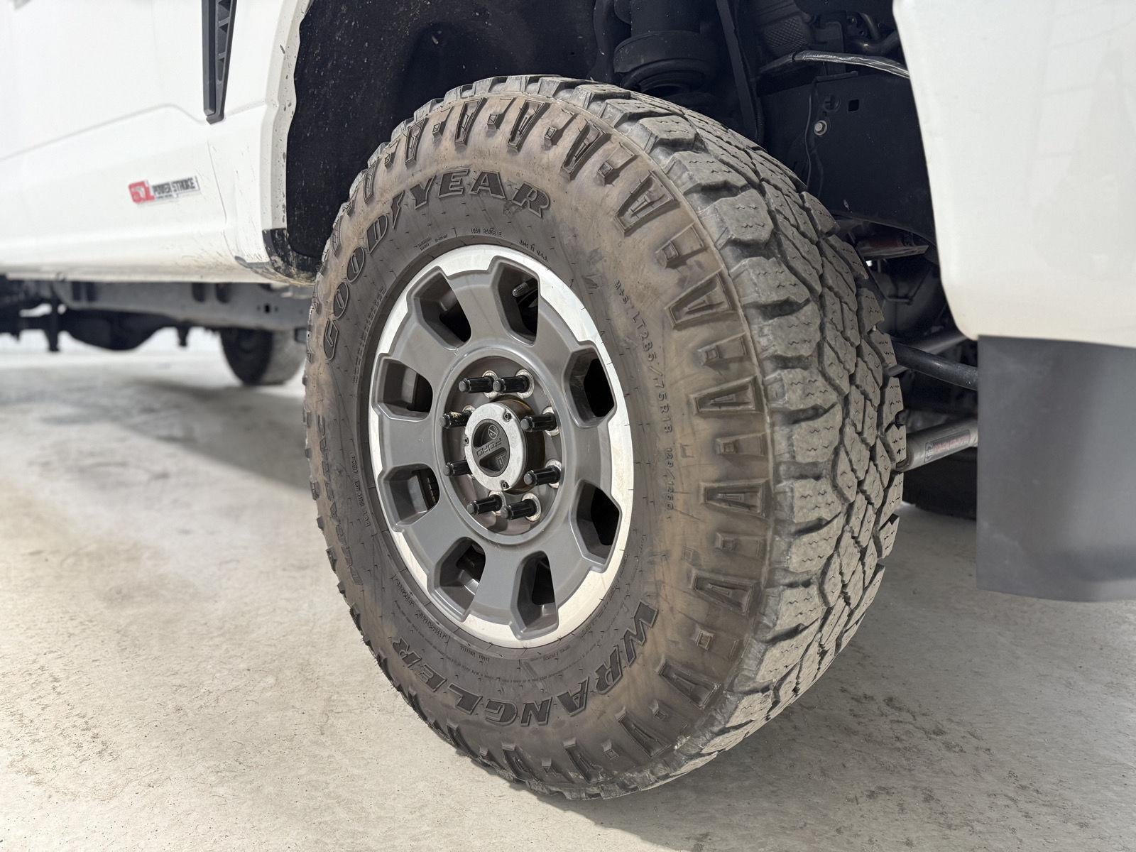 2024 Ford Super Duty F-350 SRW Lariat