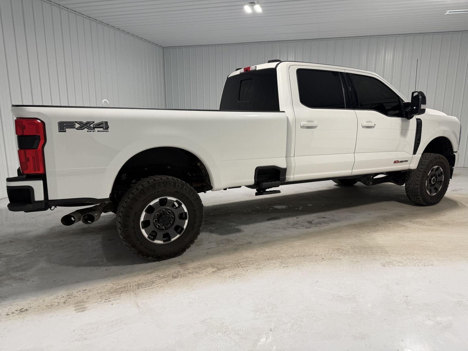 2024 Ford Super Duty F-350 SRW Lariat