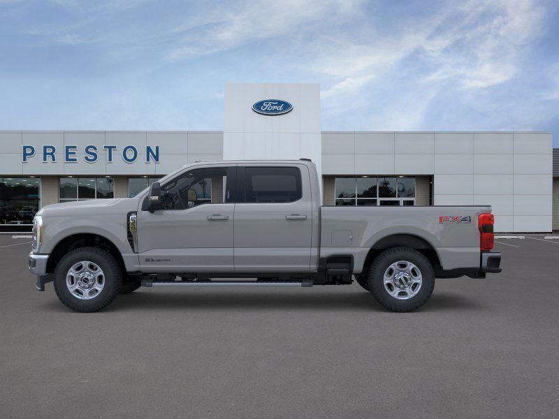 2026 Ford Super Duty F-350 SRW XLT