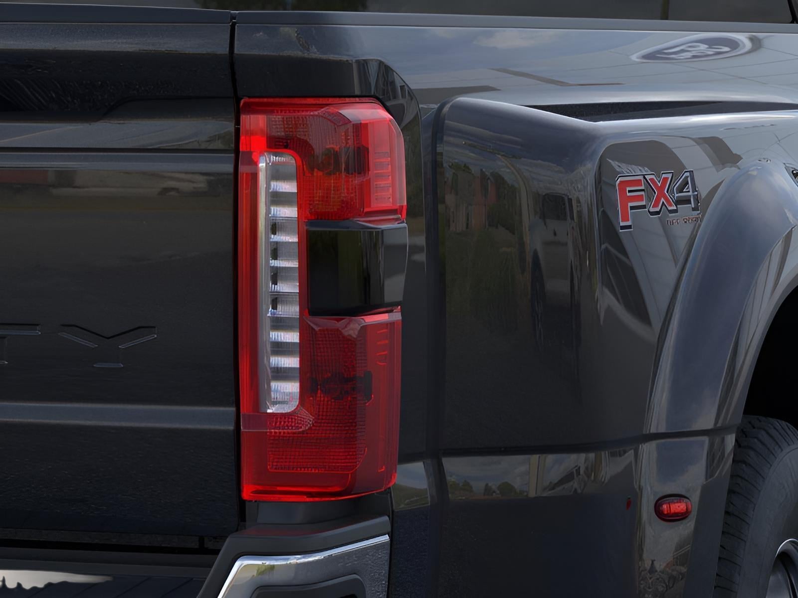 2026 Ford Super Duty F-350 DRW LARIAT