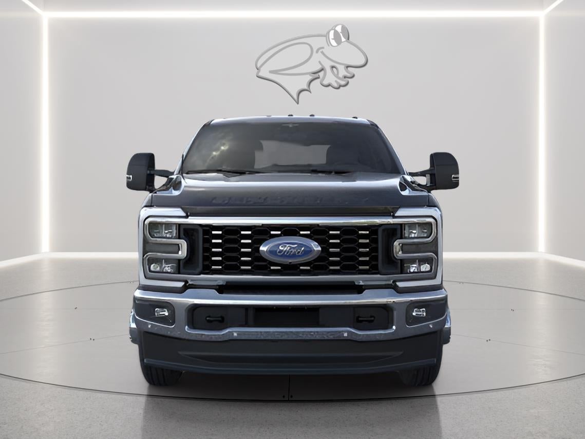 2026 Ford Super Duty F-350 DRW LARIAT