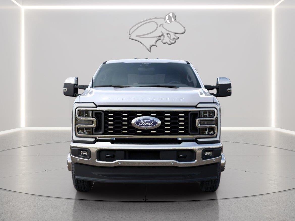 2027 Ford Super Duty F-350 DRW Lariat