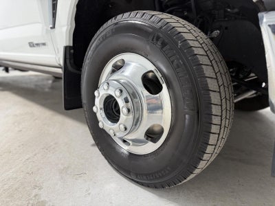 2023 Ford Super Duty F-350 DRW Lariat