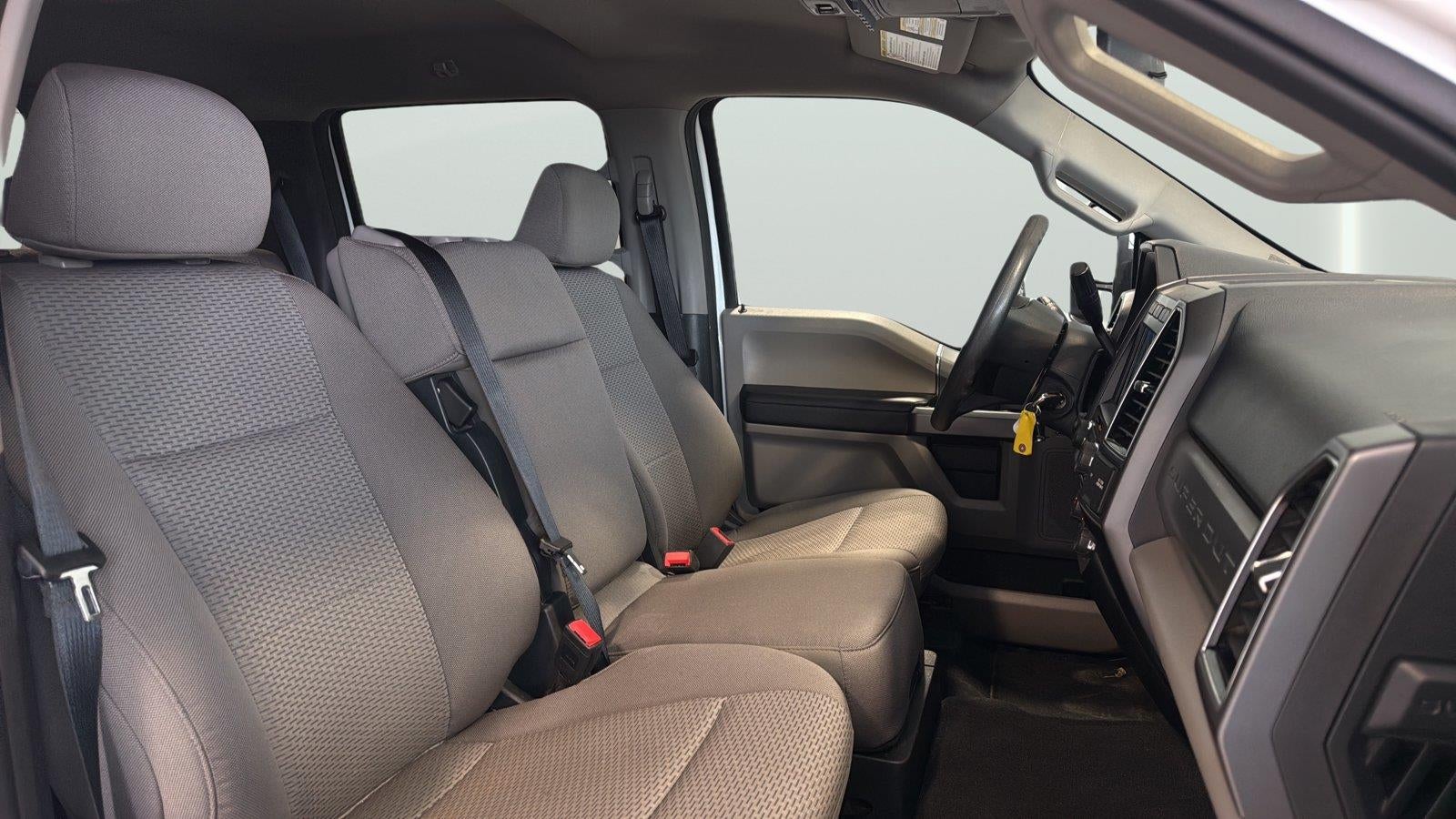2022 Ford Super Duty F-350 DRW XLT