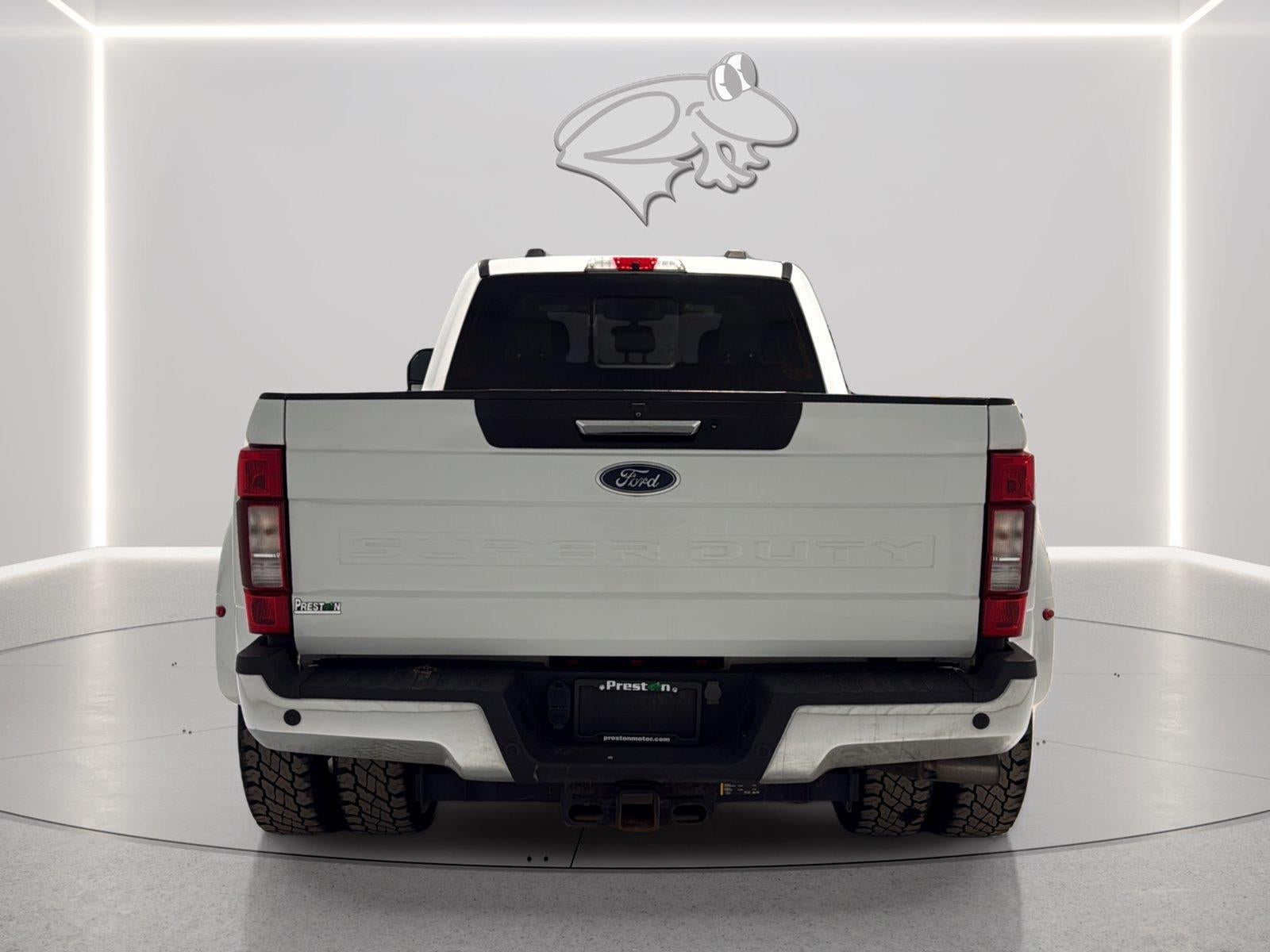 2022 Ford Super Duty F-350 DRW XLT