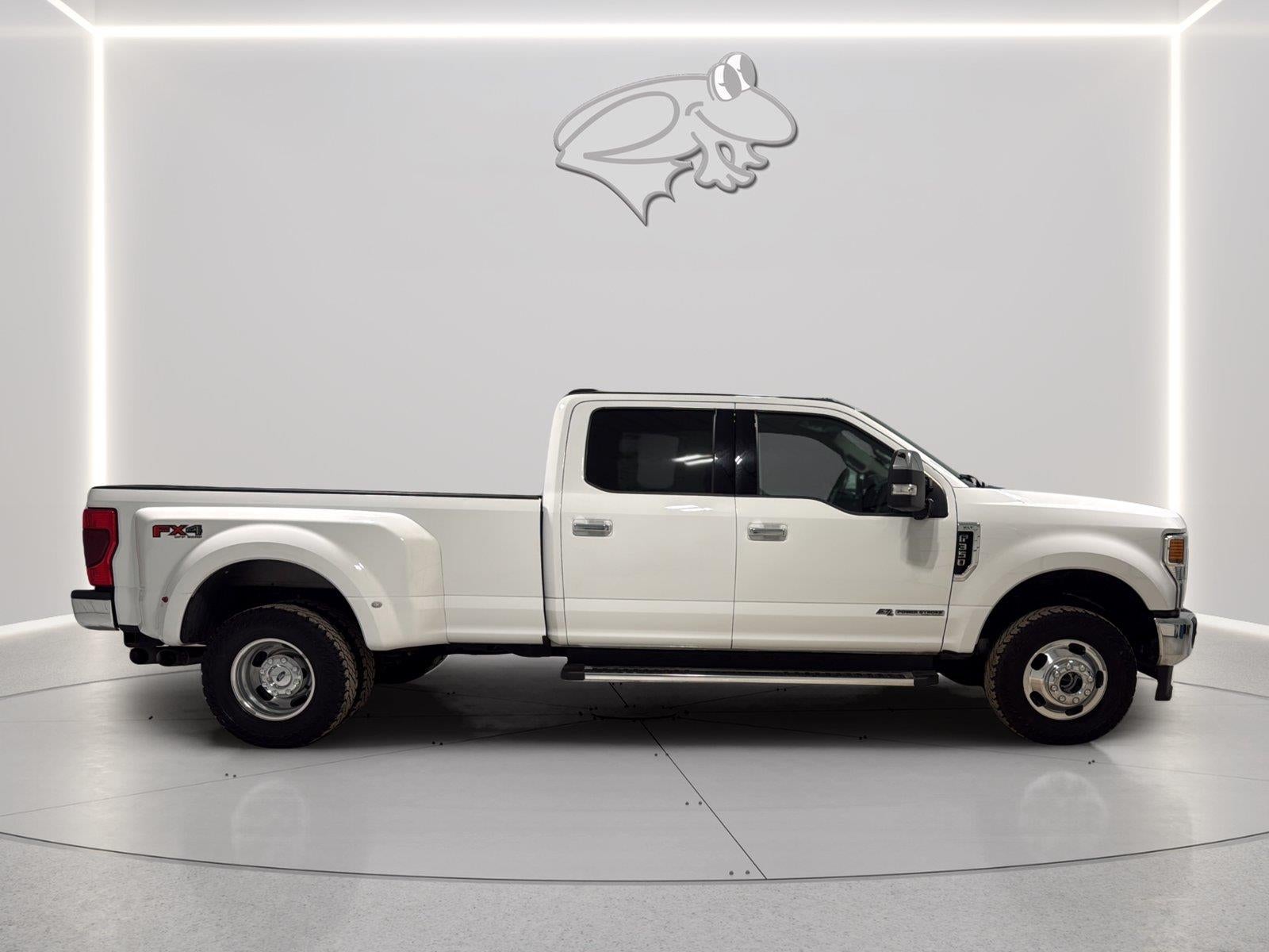 2022 Ford Super Duty F-350 DRW XLT