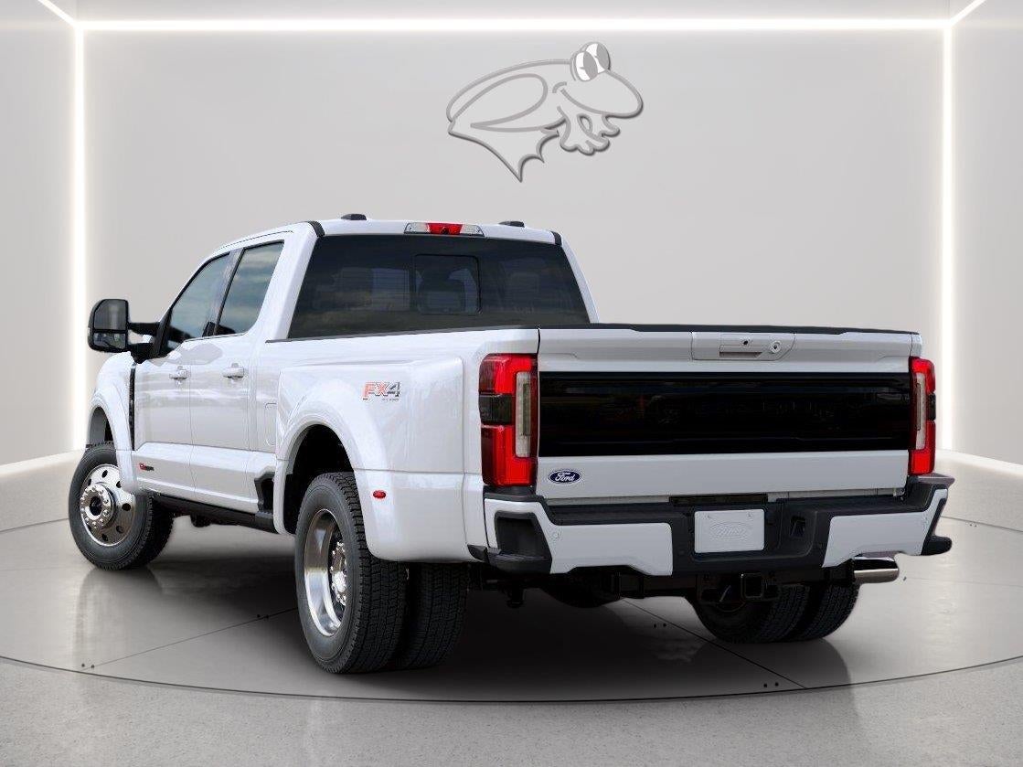 2027 Ford Super Duty F-450 DRW Platinum