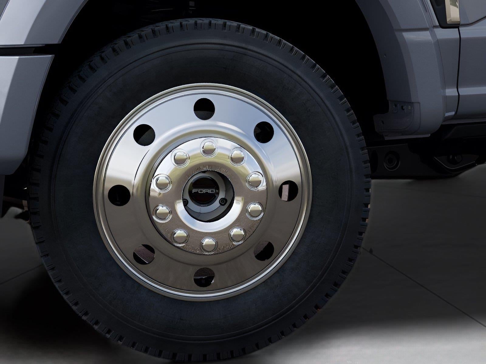 2027 Ford Super Duty F-450 Platinum