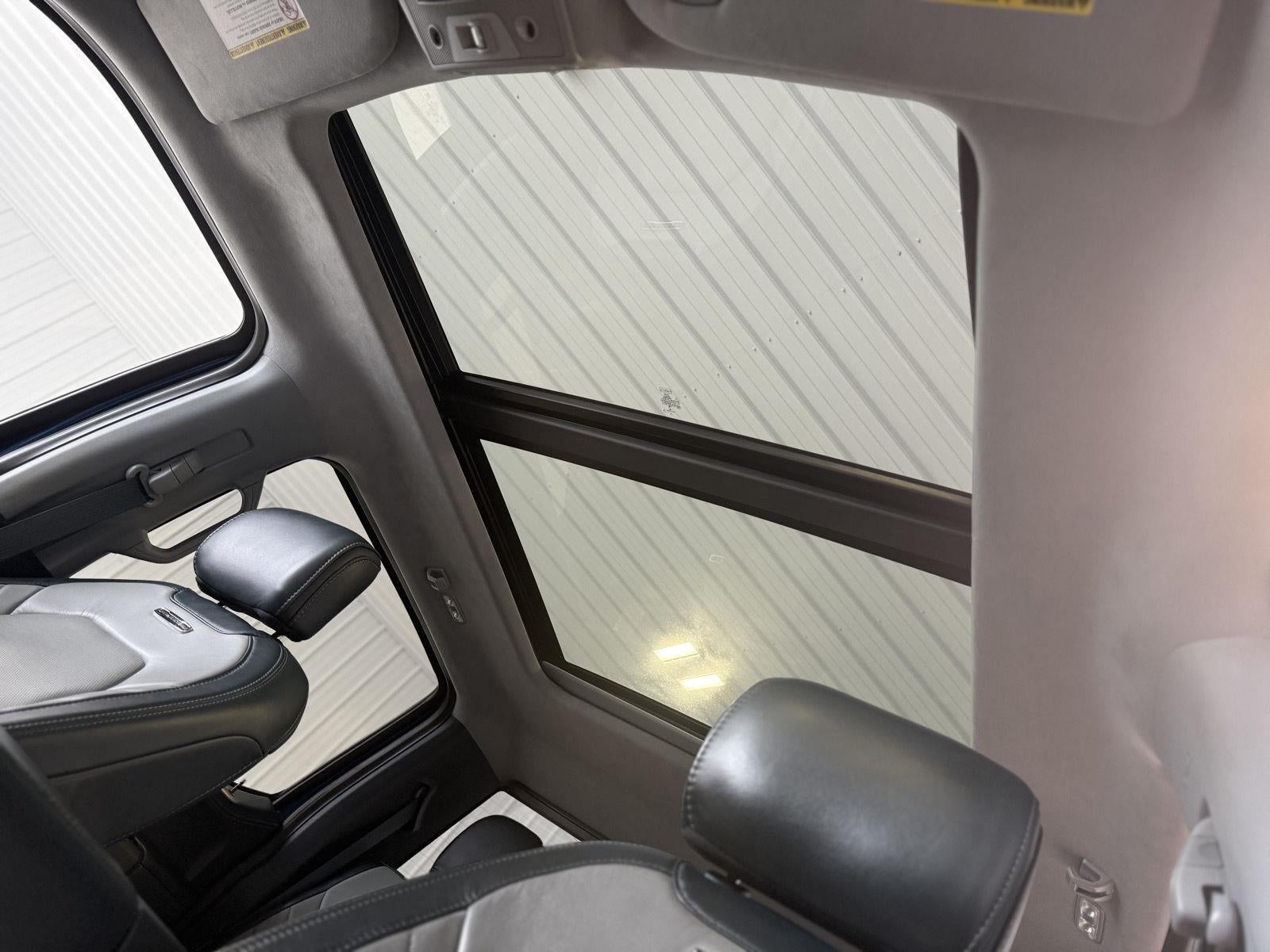 2022 Ford Super Duty F-450 DRW Limited