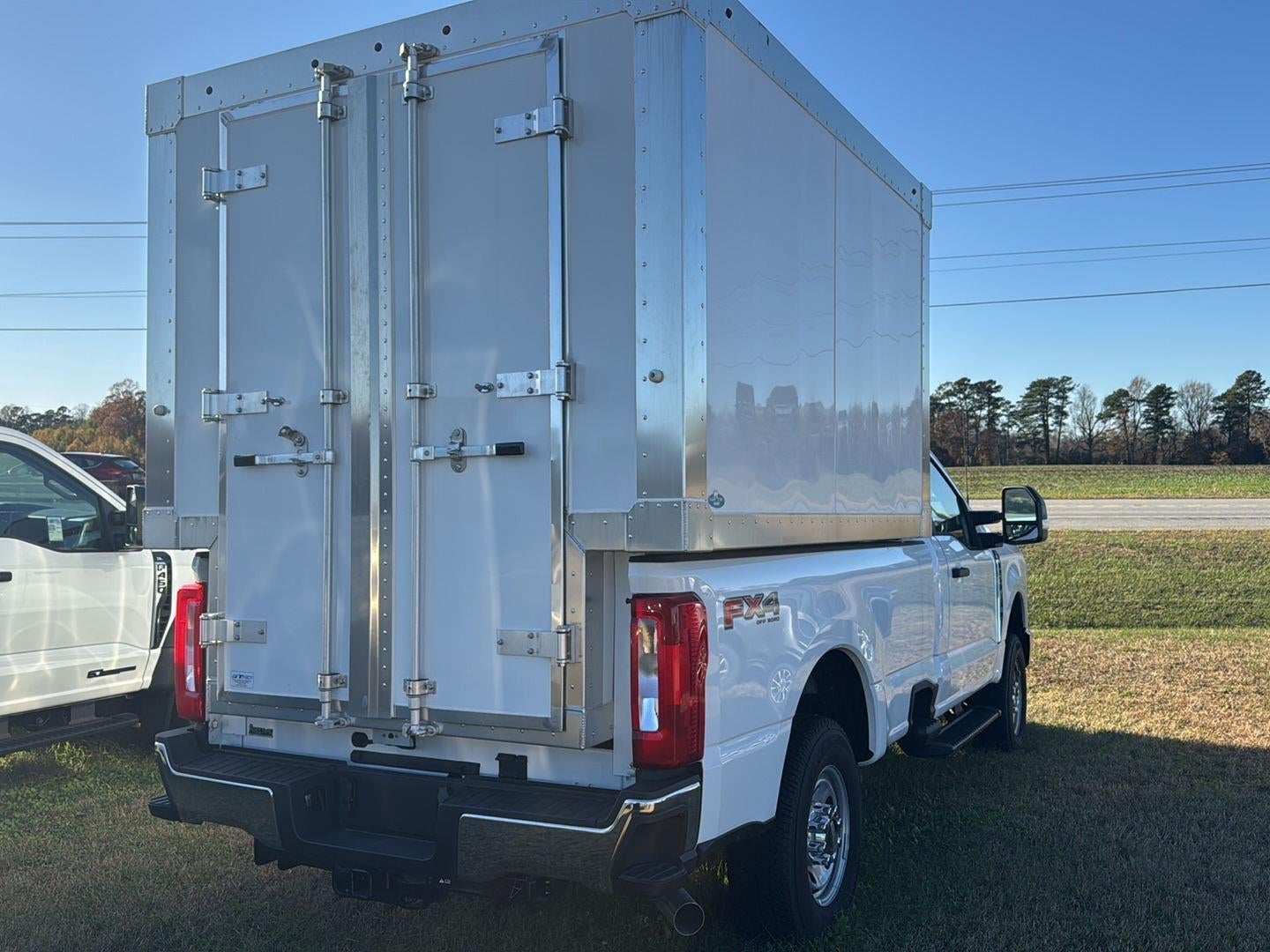 2024 Ford Super Duty F-250 THERMO KING SLIP IN BODY WITH V320-20 ELECTRIC STAND BY