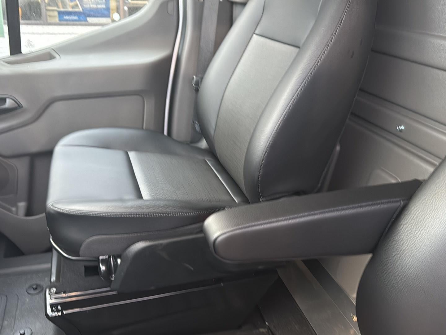 2025 Ford Transit 250