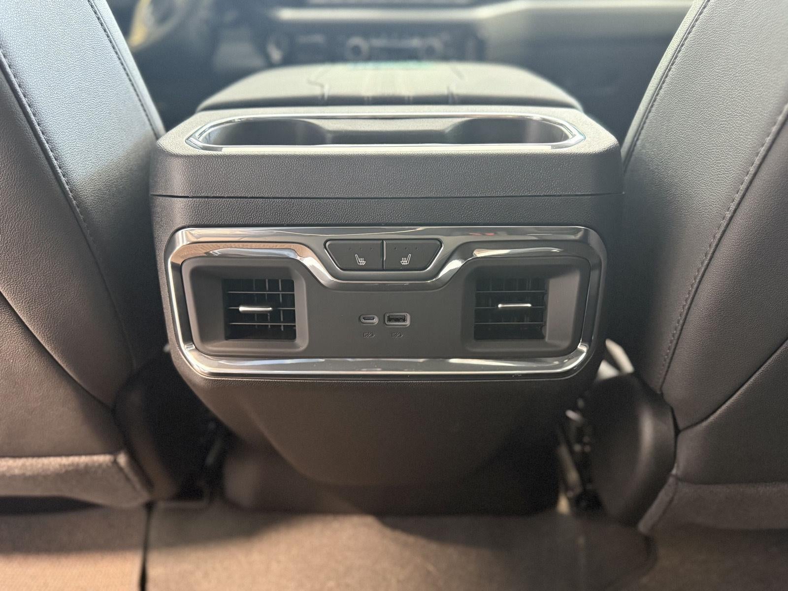 2025 Chevrolet Silverado 3500HD High Country