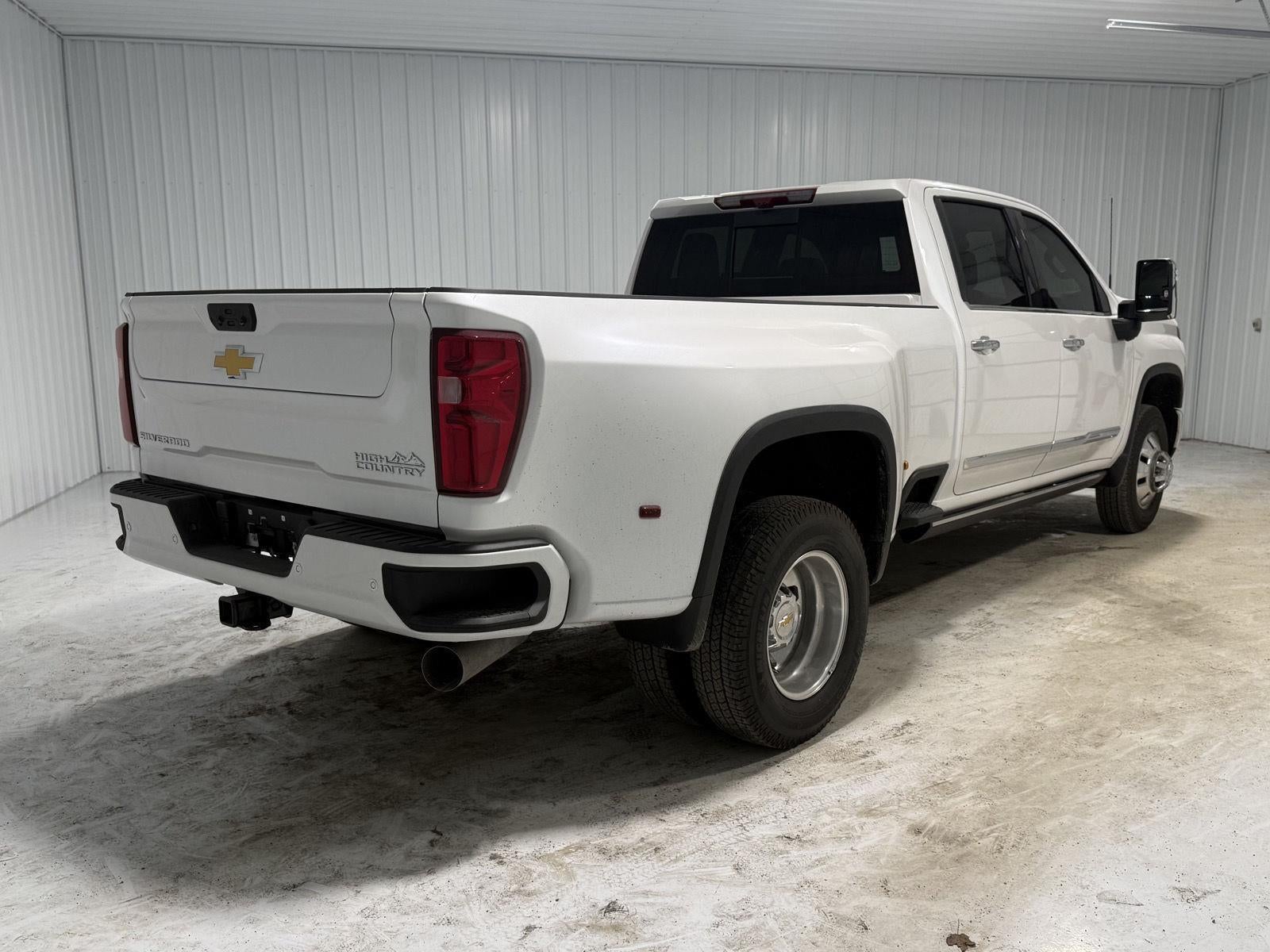 2025 Chevrolet Silverado 3500HD High Country
