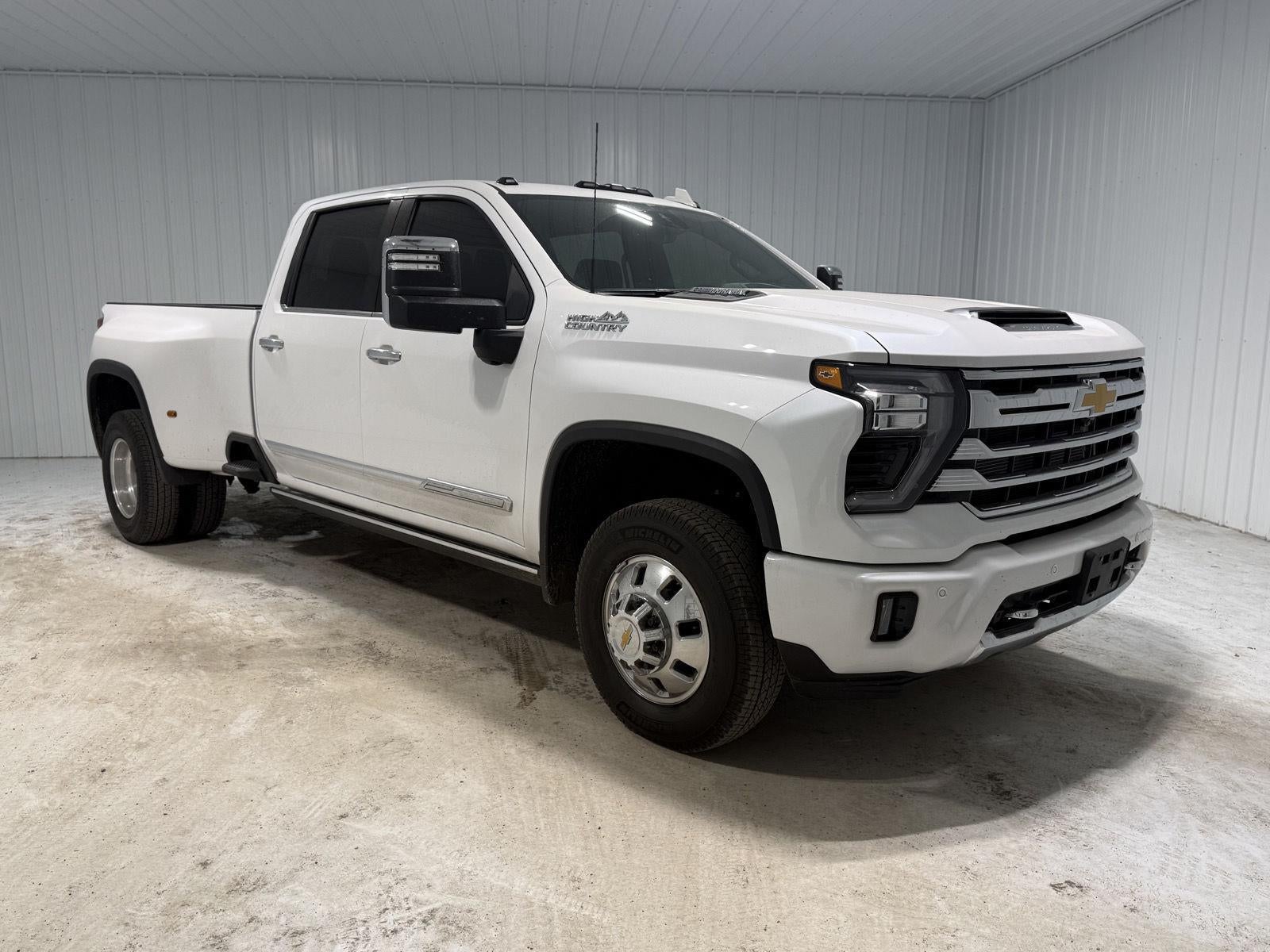 2025 Chevrolet Silverado 3500HD High Country