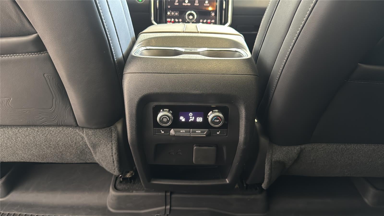 2026 GMC Acadia AWD Denali Ultimate