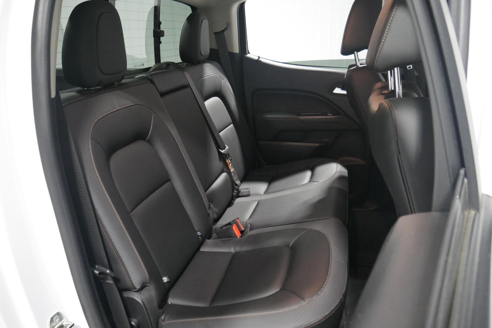 2022 GMC Canyon 4WD AT4 w/Leather