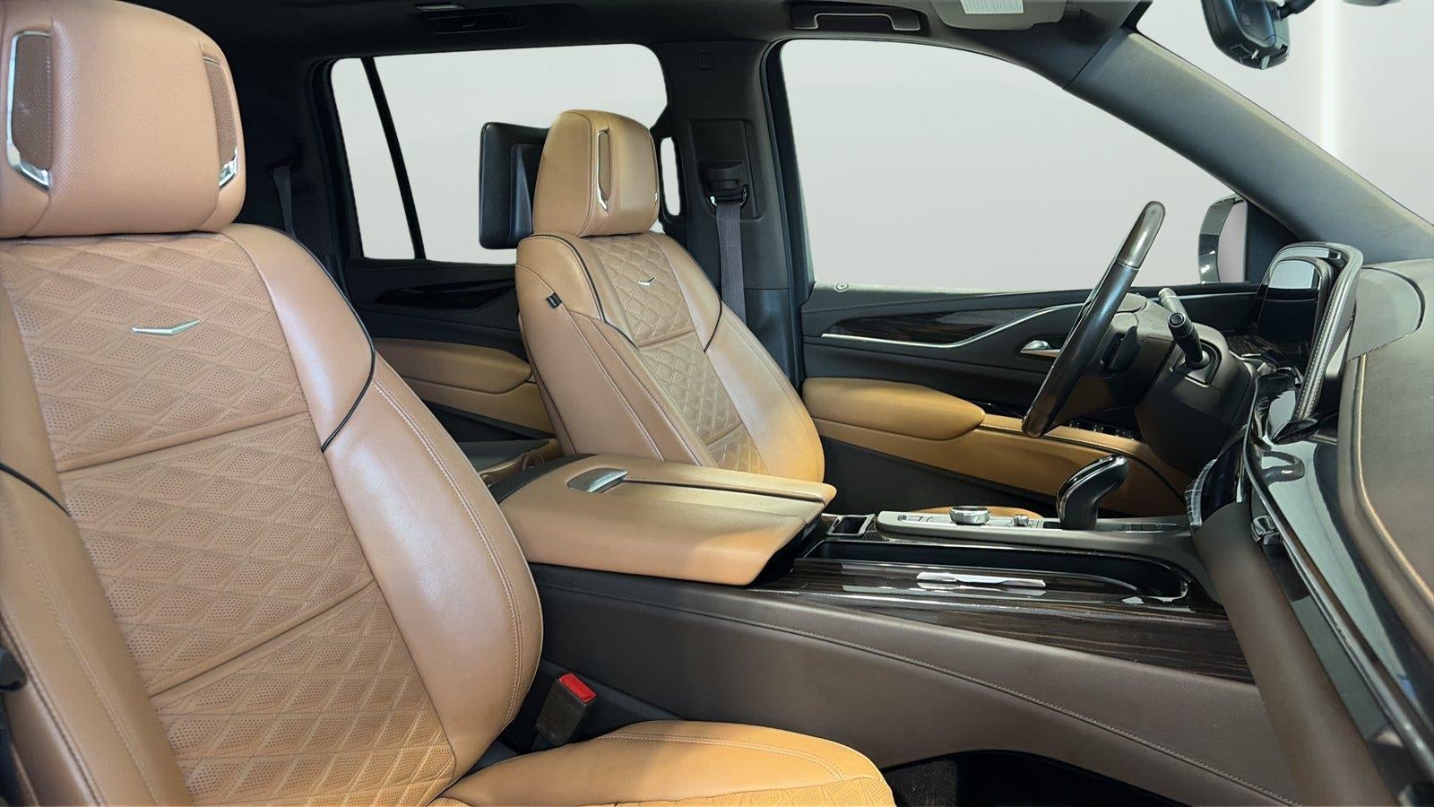 2021 Cadillac Escalade Esv Sport