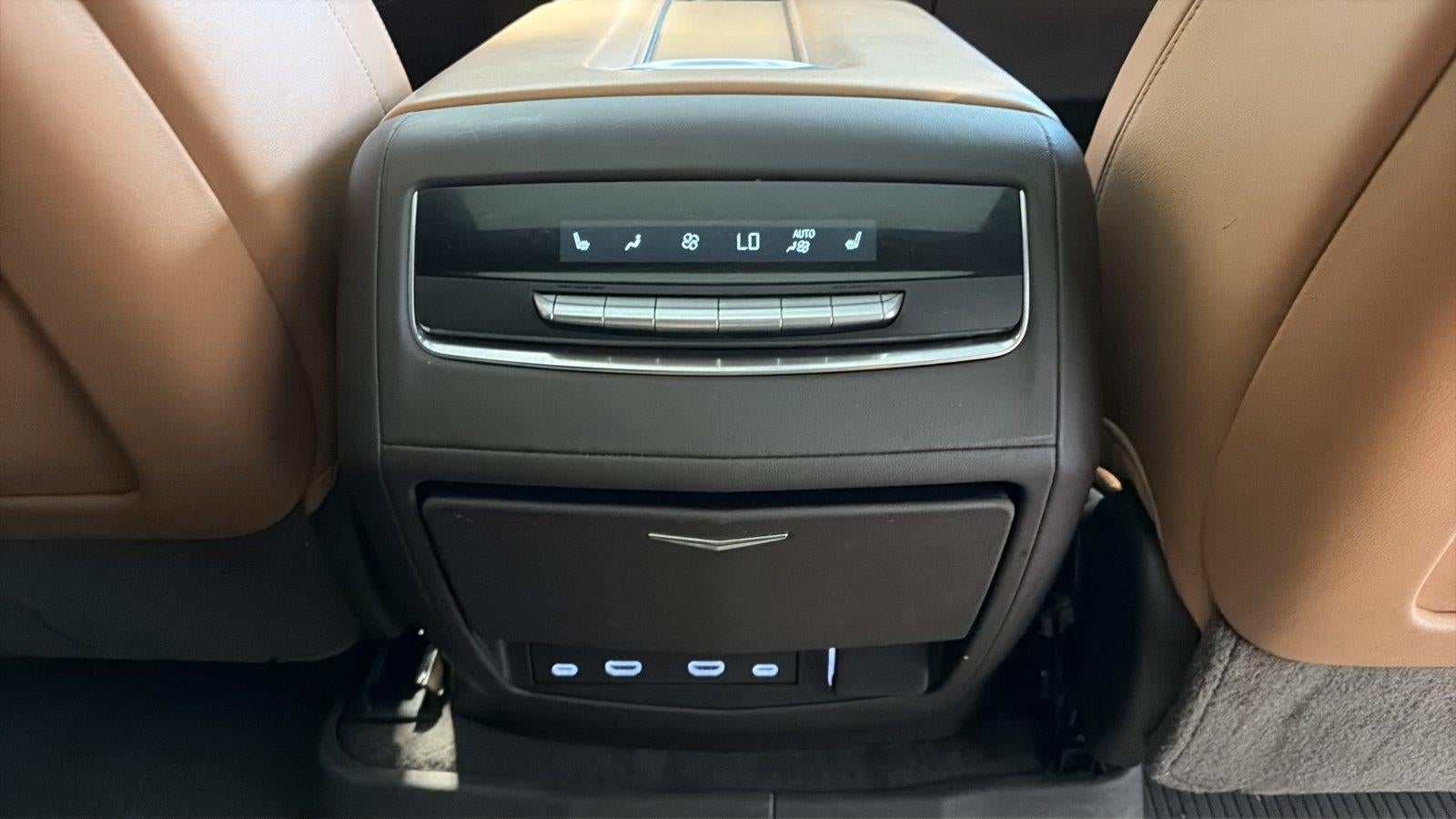 2021 Cadillac Escalade Esv Sport