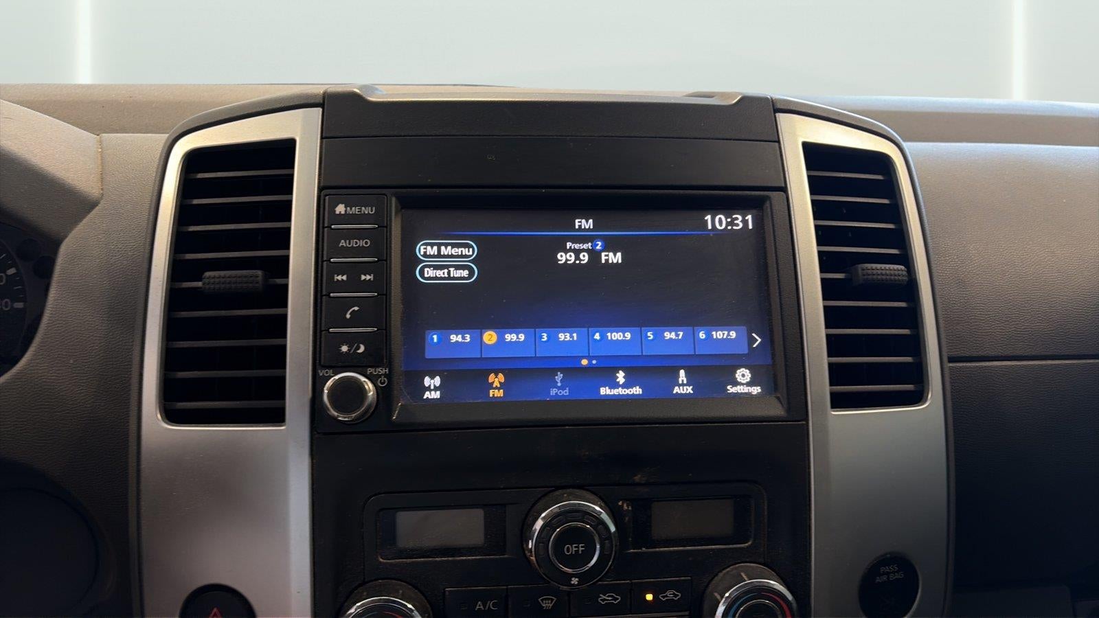2021 Nissan Frontier SV